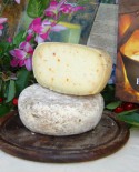 Formaggio con Peperoncino 1,4-1,5 Kg - stagionato 180 giorni - Caseificio Facchini
